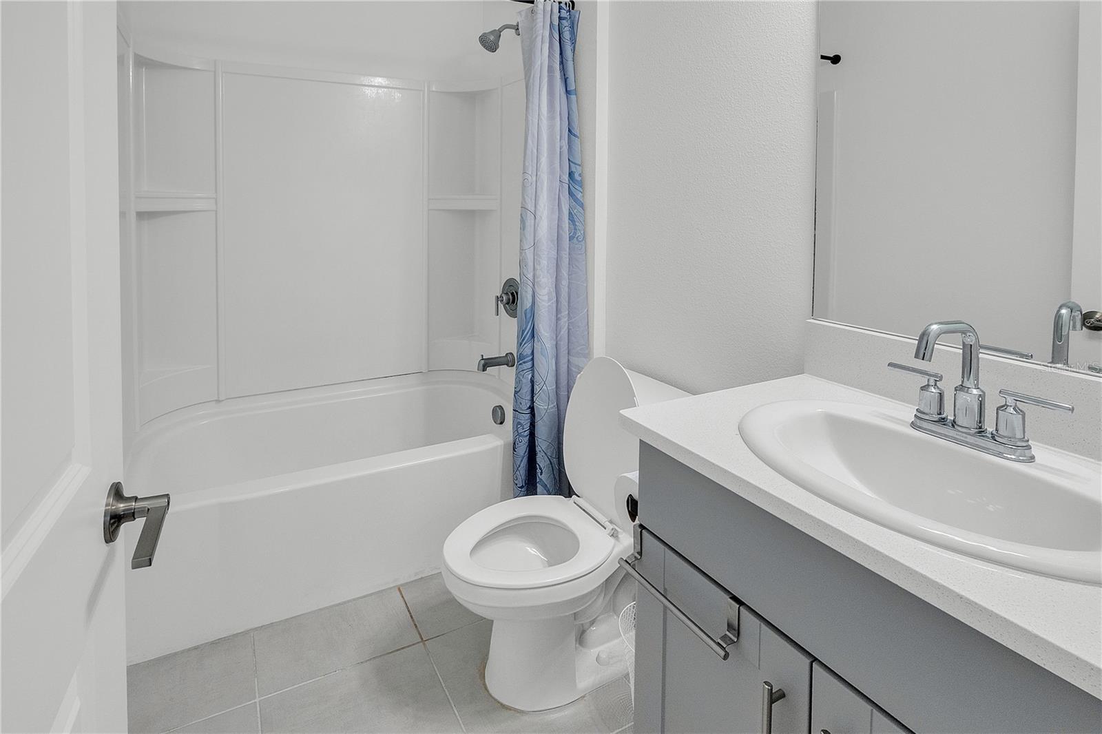 EAVES BEND @ ARTISAN LAKES - Residential Lease