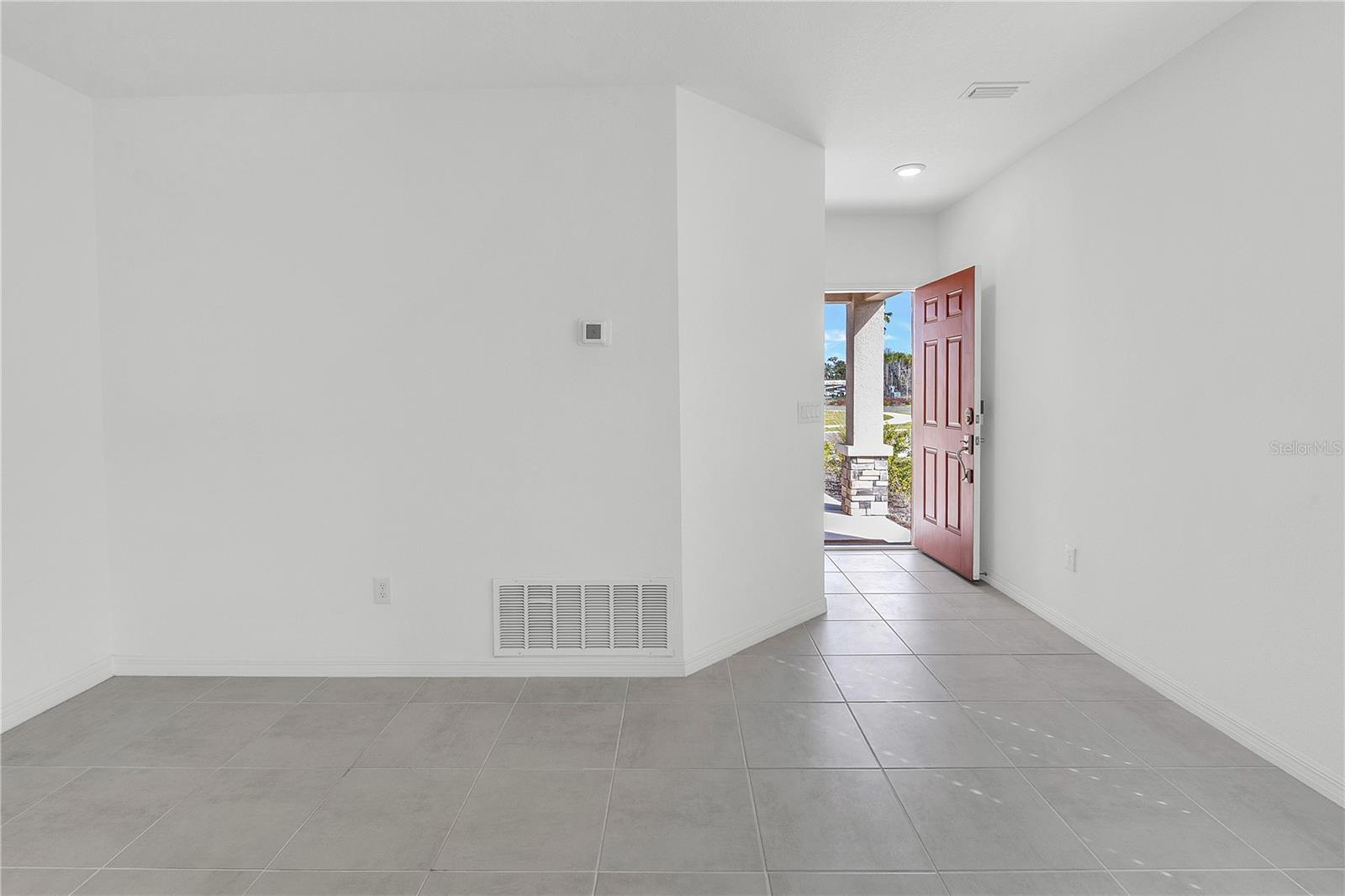 EAVES BEND @ ARTISAN LAKES - Residential Lease