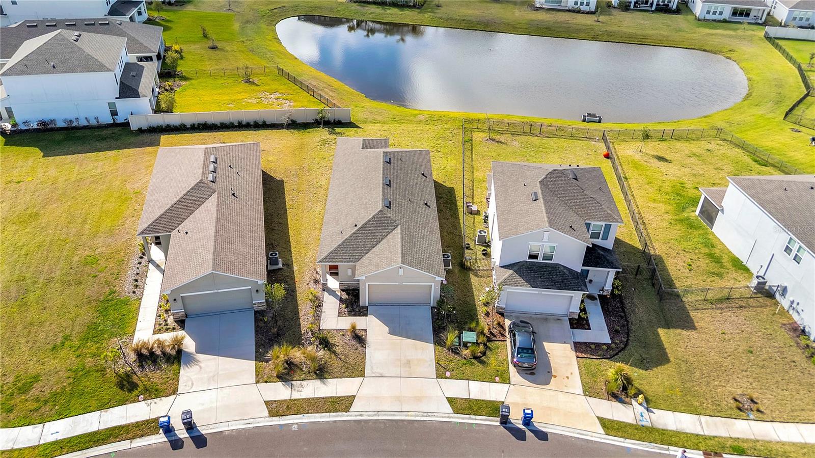 EAVES BEND @ ARTISAN LAKES - Residential Lease