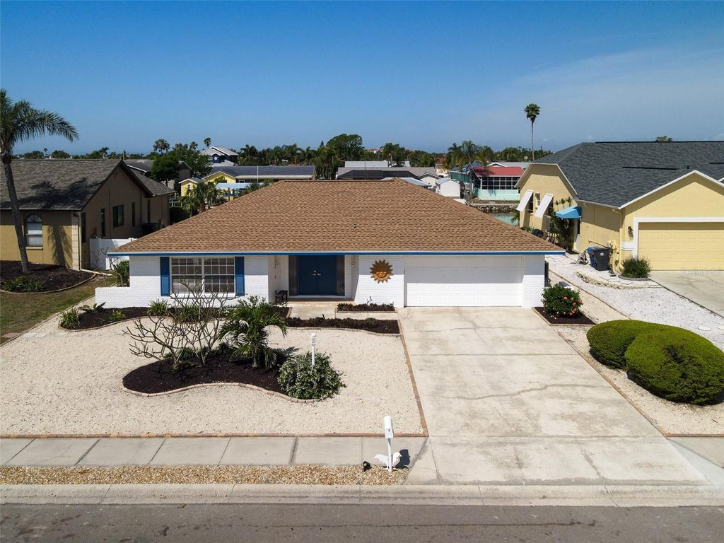 Photo of 6528 Santiago Court, Apollo Beach, FL 33572 (MLS # TB8376268)