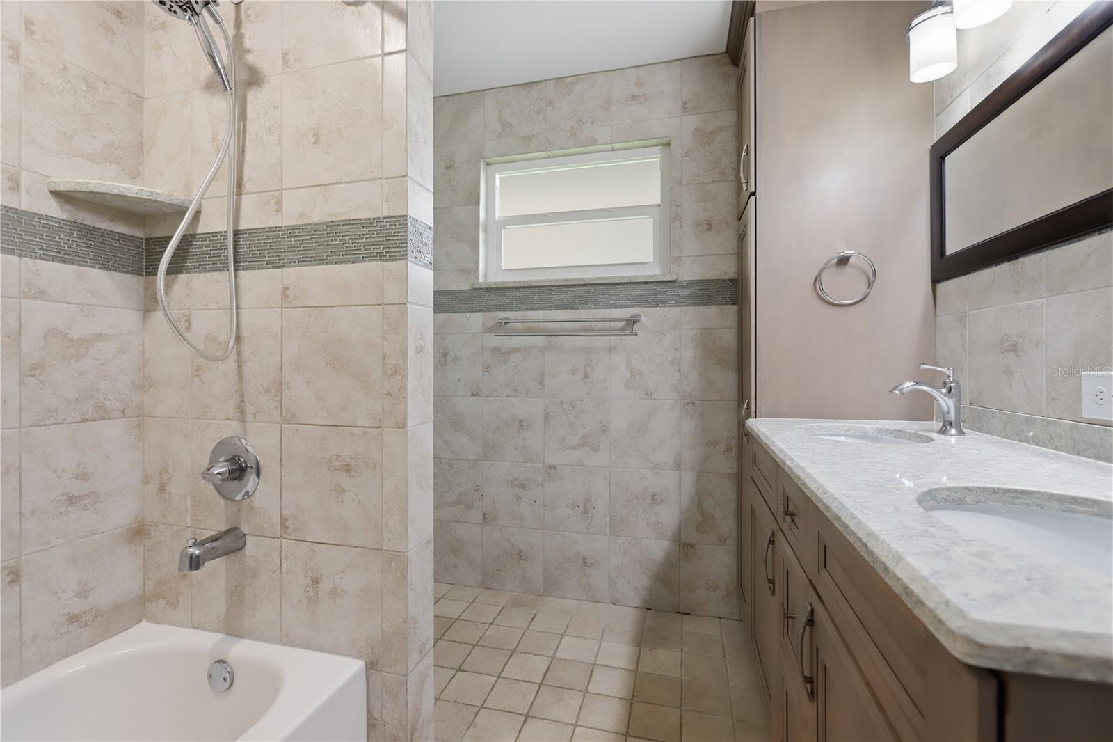 RIVER RIDGE ESTATES - Residential