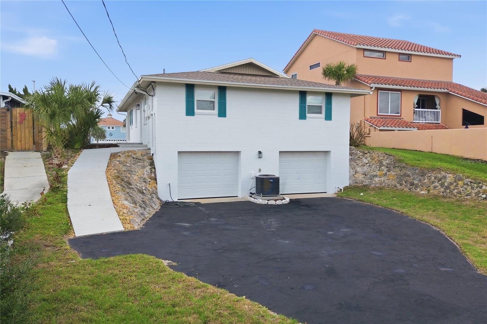 RIVER RIDGE ESTATES - Residential