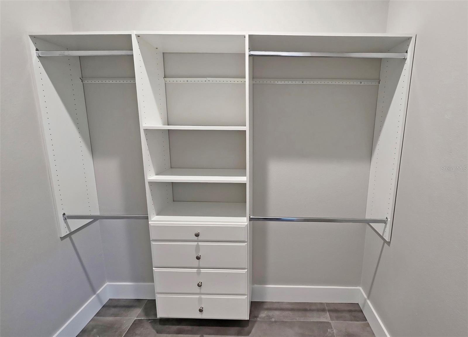 HUDSON PARK - Residential