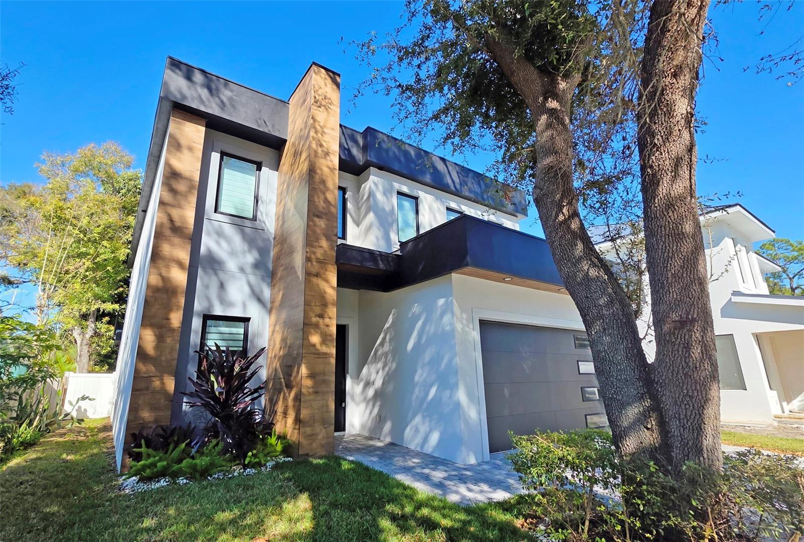 HUDSON PARK - Residential