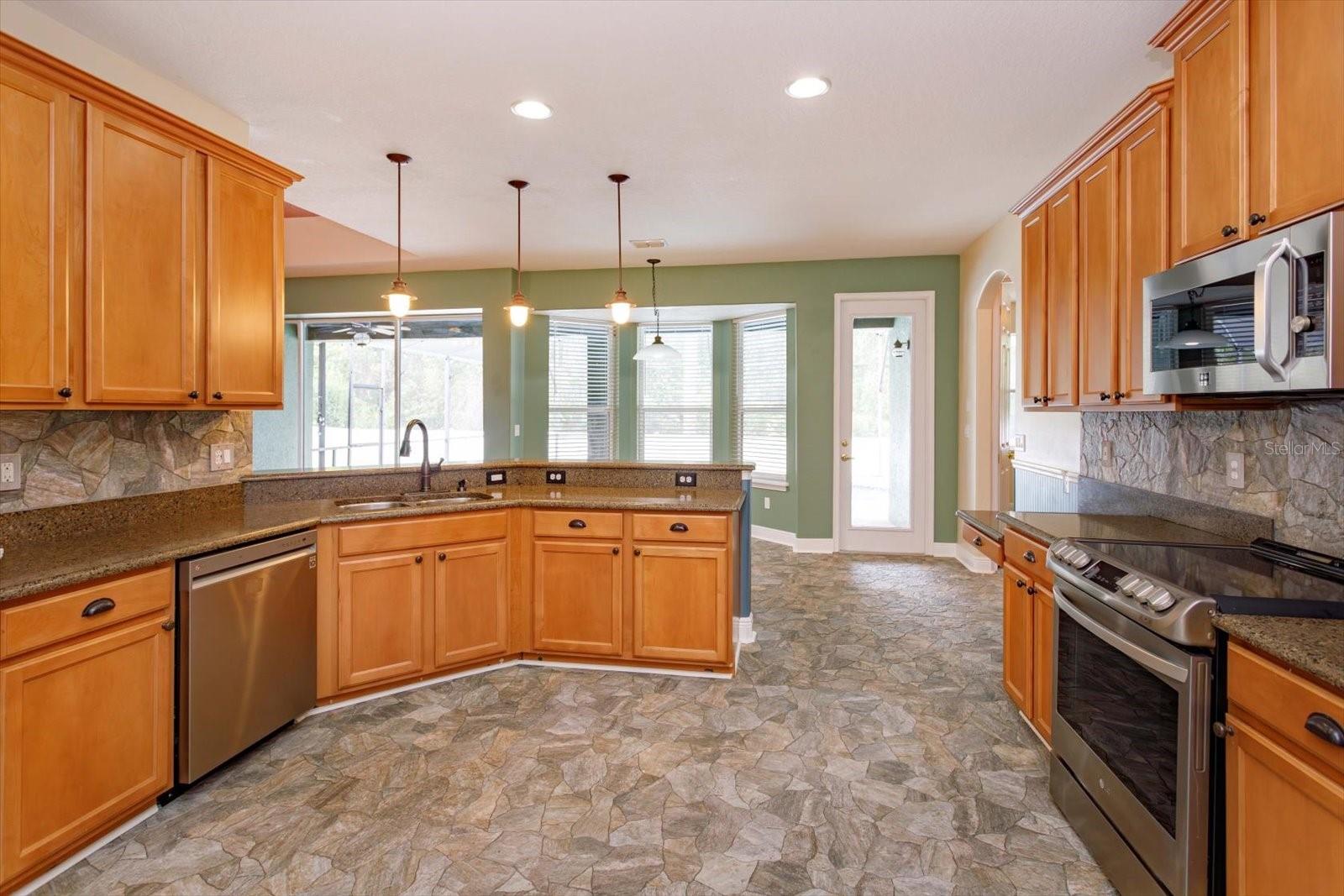 BUCKINGHAM ESTATES PH 3 & 4 - Residential