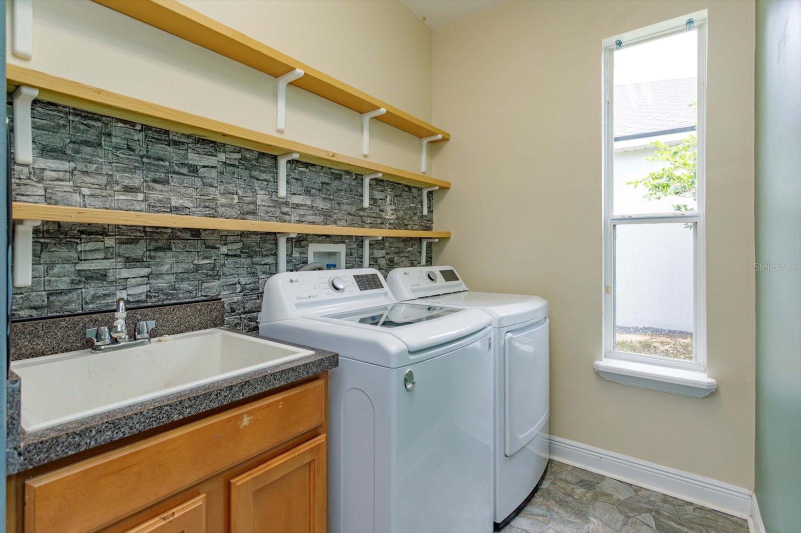 BUCKINGHAM ESTATES PH 3 & 4 - Residential