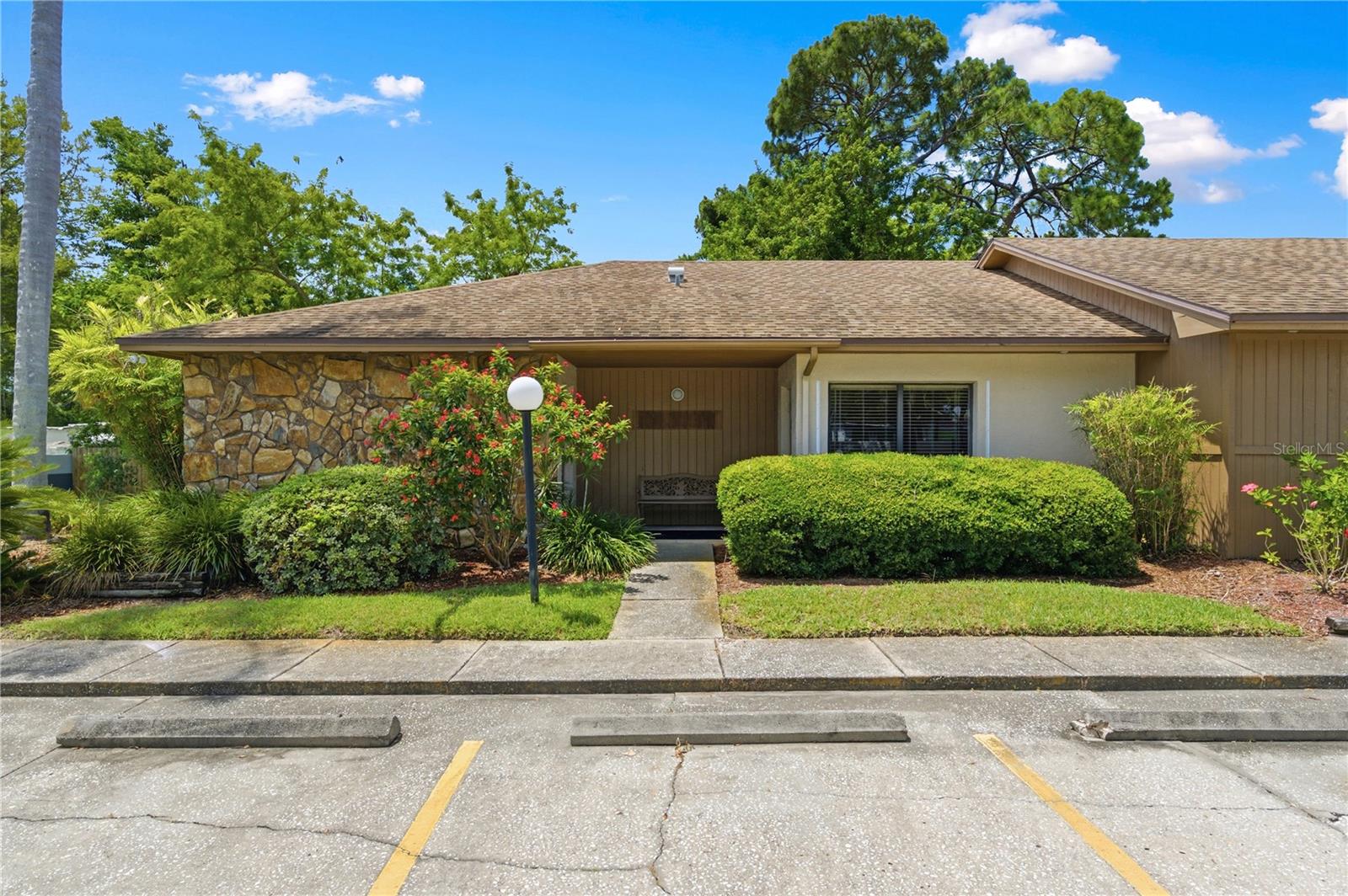 10825 SEMINOLE BOULEVARD 1