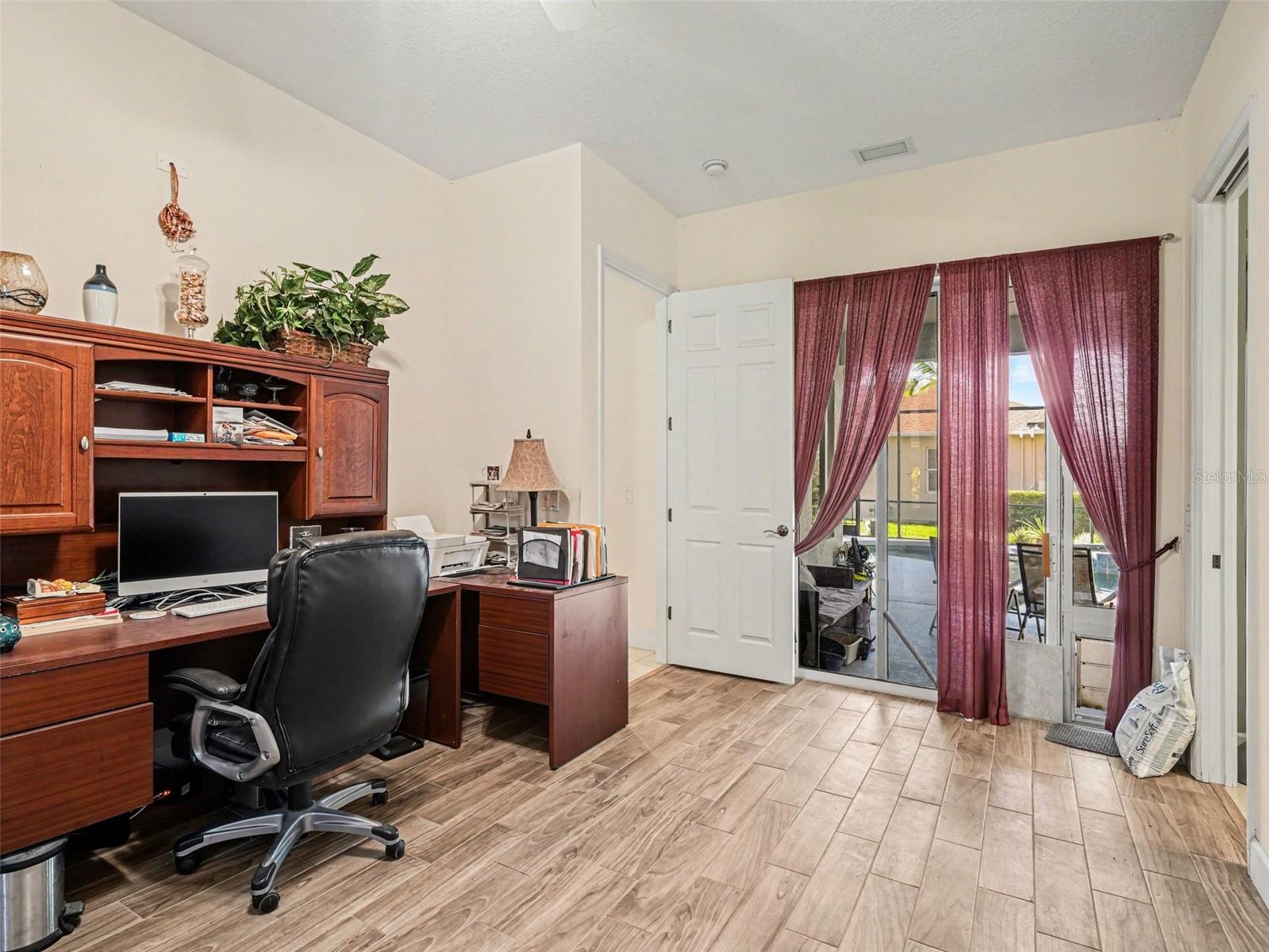 GREENBROOK RIVERS - Residential
