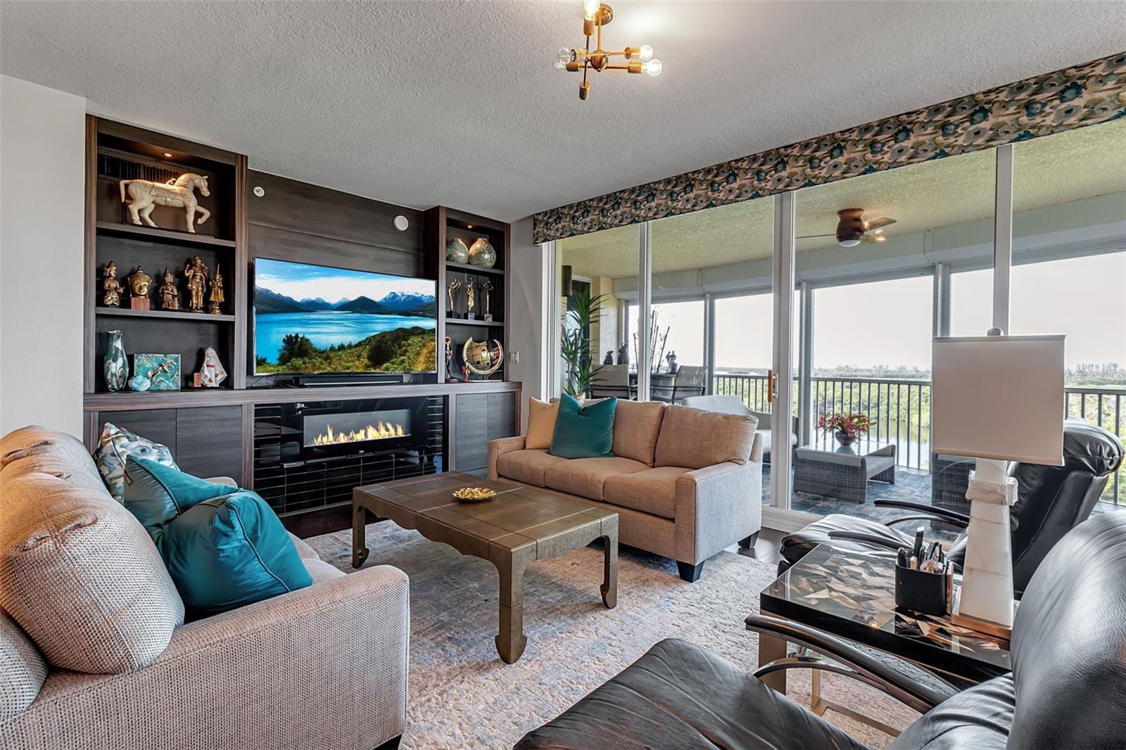 MERIDIAN AT THE OAKS PRESERVE - Residential