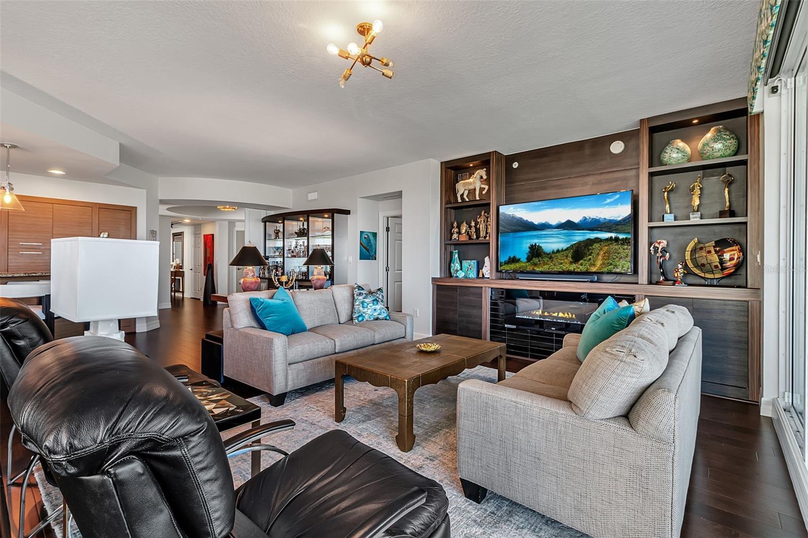 MERIDIAN AT THE OAKS PRESERVE - Residential