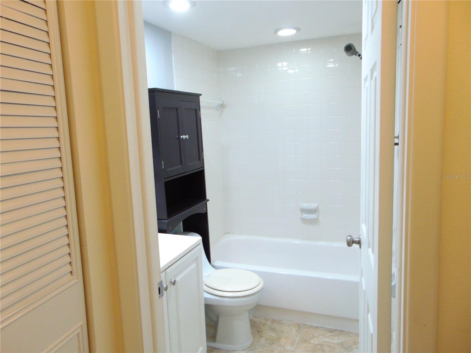 GREEN DOLPHIN PARK CONDO - Residential