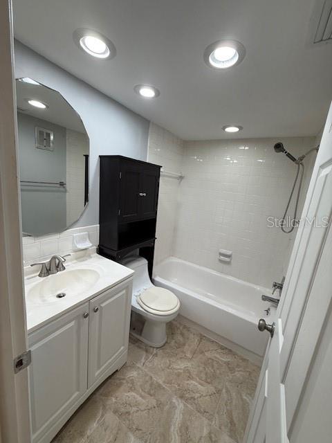 GREEN DOLPHIN PARK CONDO - Residential