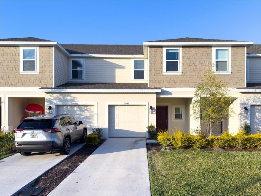 READY TO MOVE IN! Stunning brand-new 3-bedroom, 2.5-bath townhouse featuring a modern open-concept design in the desirable Anthem Park community. Located in a very safe area, just one minute from the St. Cloud Police Station.
This master-planned community offers exceptional amenities, including a clubhouse, resort-style pool, playground, dog park, tennis, volleyball, and basketball courts, walking trails, fitness center, fishing pier, scenic lakes, and more. Enjoy a beautiful water view right outside, creating a peaceful and relaxing setting.

Conveniently located near parks, shopping, and dining with easy access to major roads. Don’t miss this incredible opportunity to own a move-in-ready home in a vibrant community!