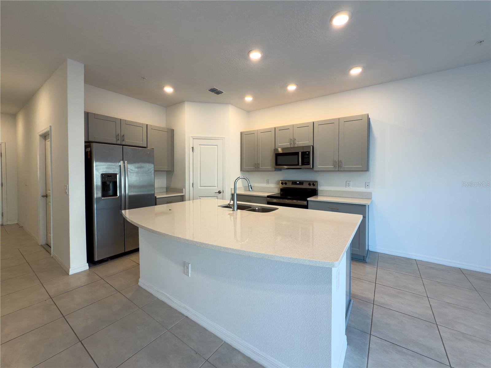 ANTHEM PARK TR G REP - Residential Lease