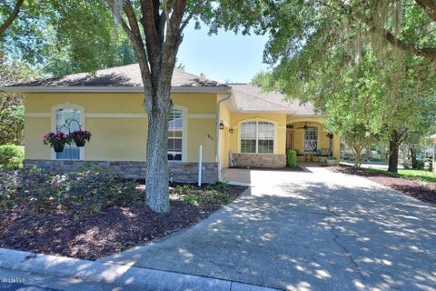 Featured picture for the property OM705732