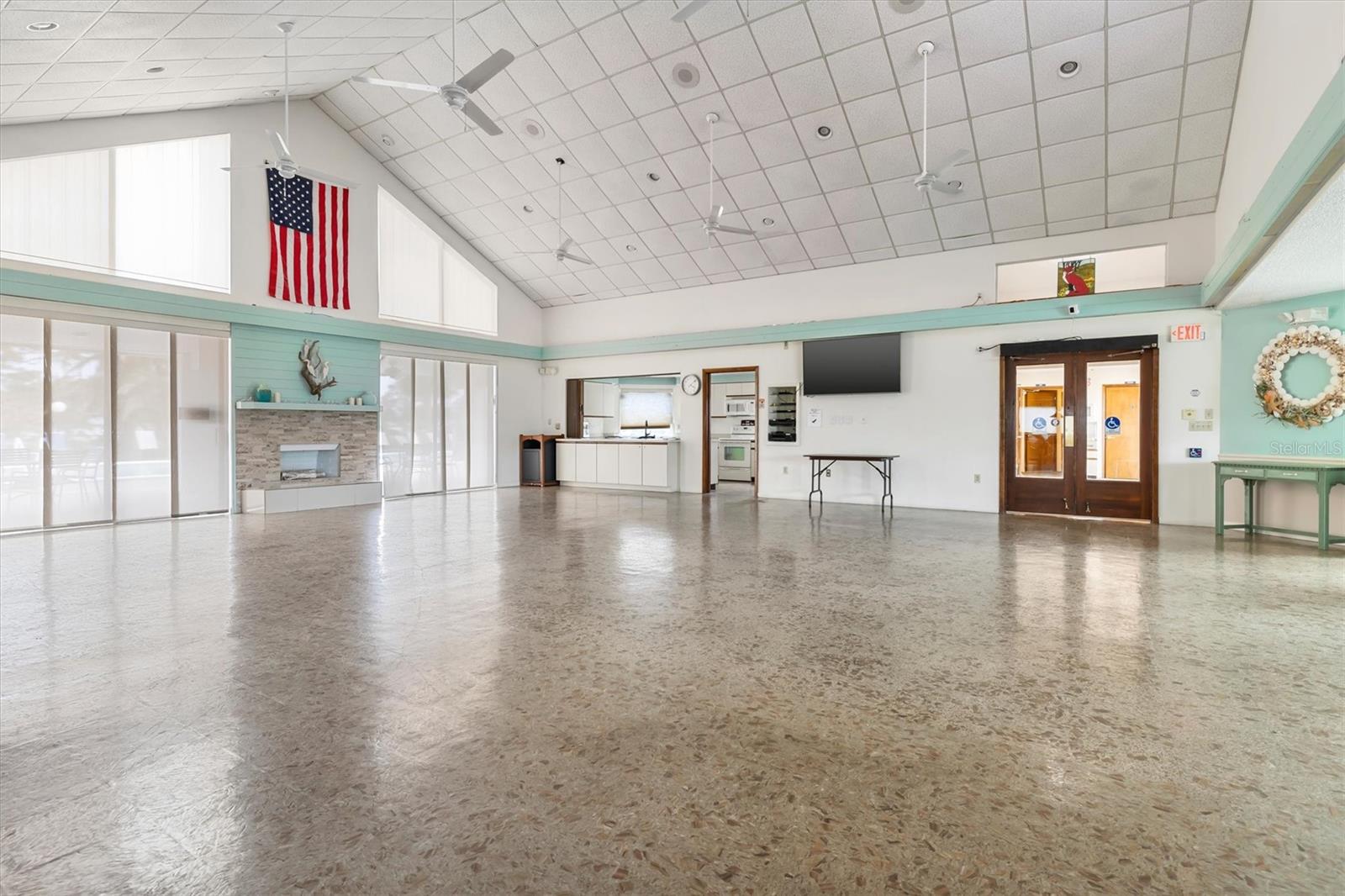 FOXWOOD - Residential