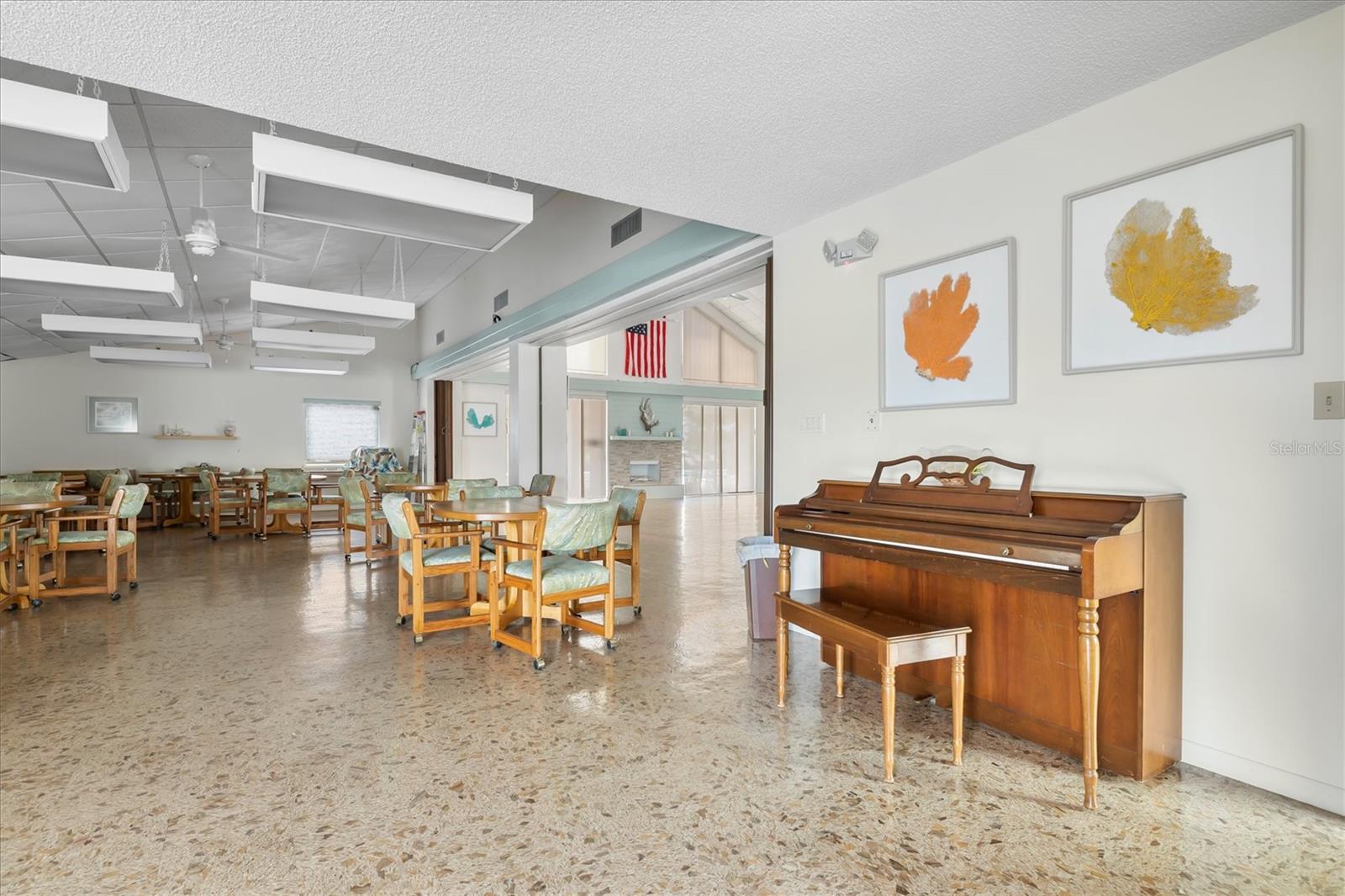 FOXWOOD - Residential