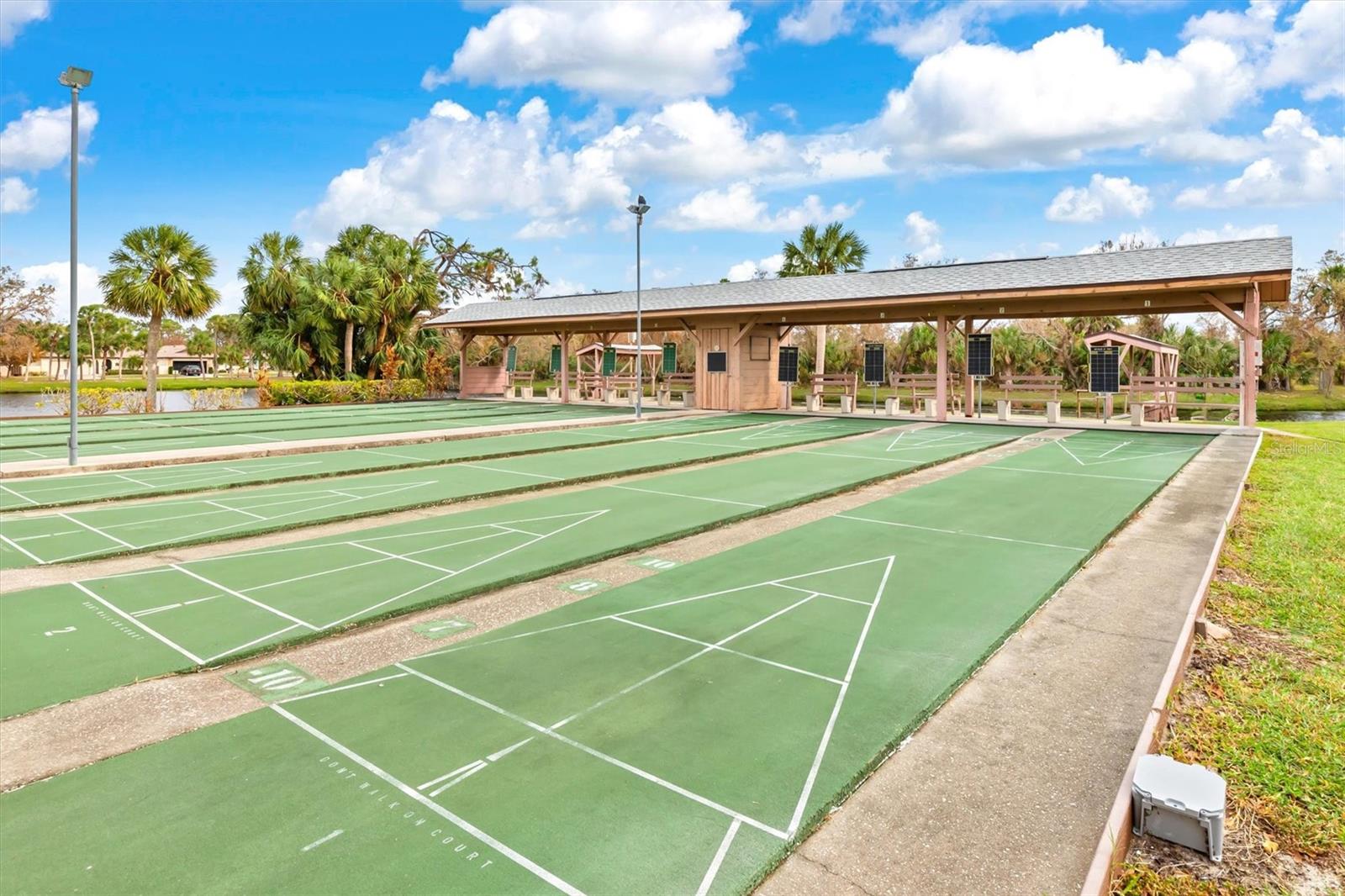 FOXWOOD - Residential