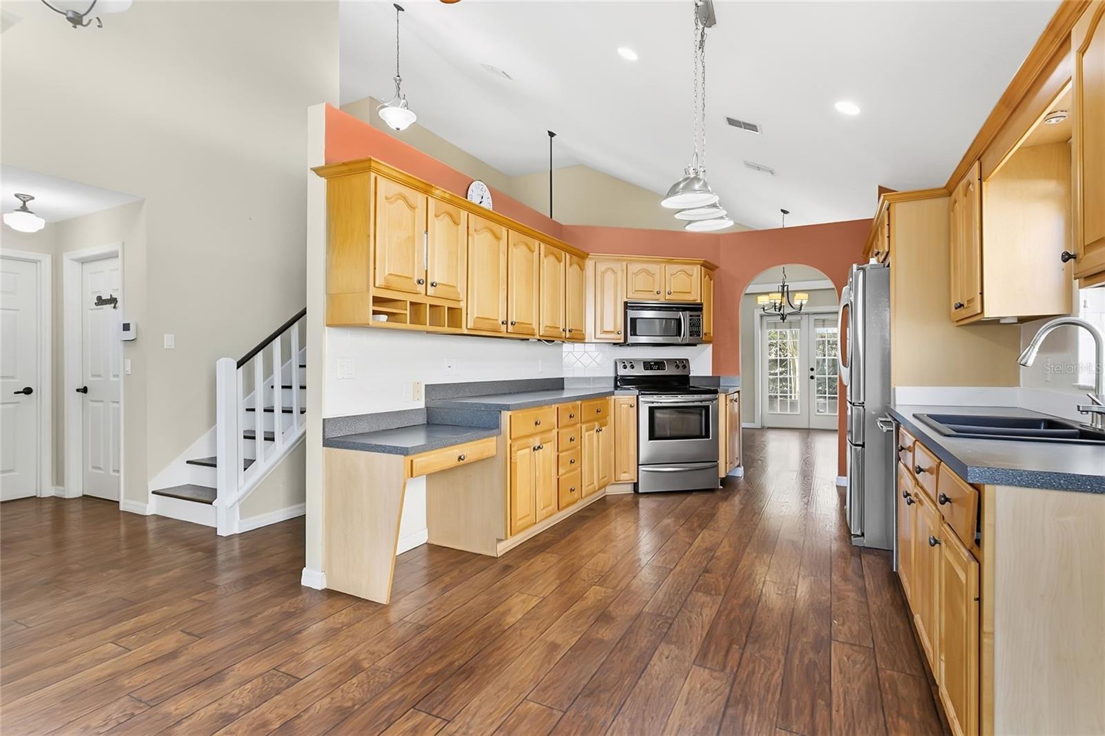 PEARL LAKE VILLAS REP - Residential