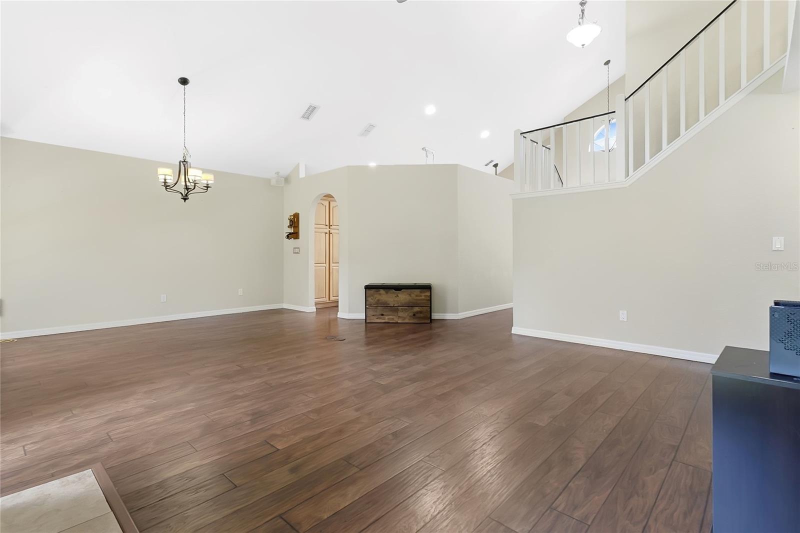 PEARL LAKE VILLAS REP - Residential