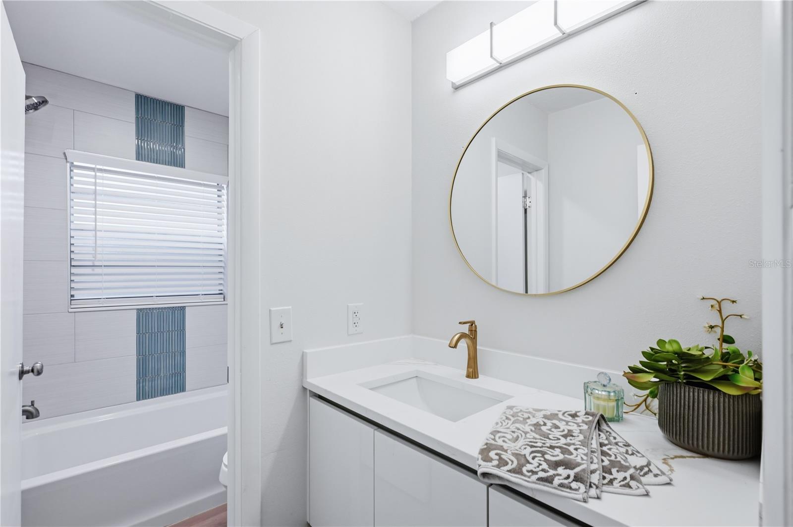 BONNIEBROOK ESTATES - Residential