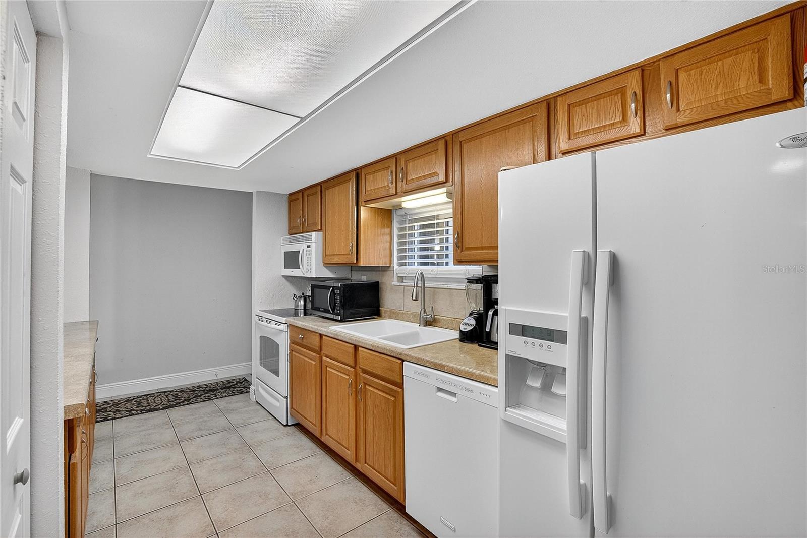 MEADOWOOD CONDO VILLAGE - Residential