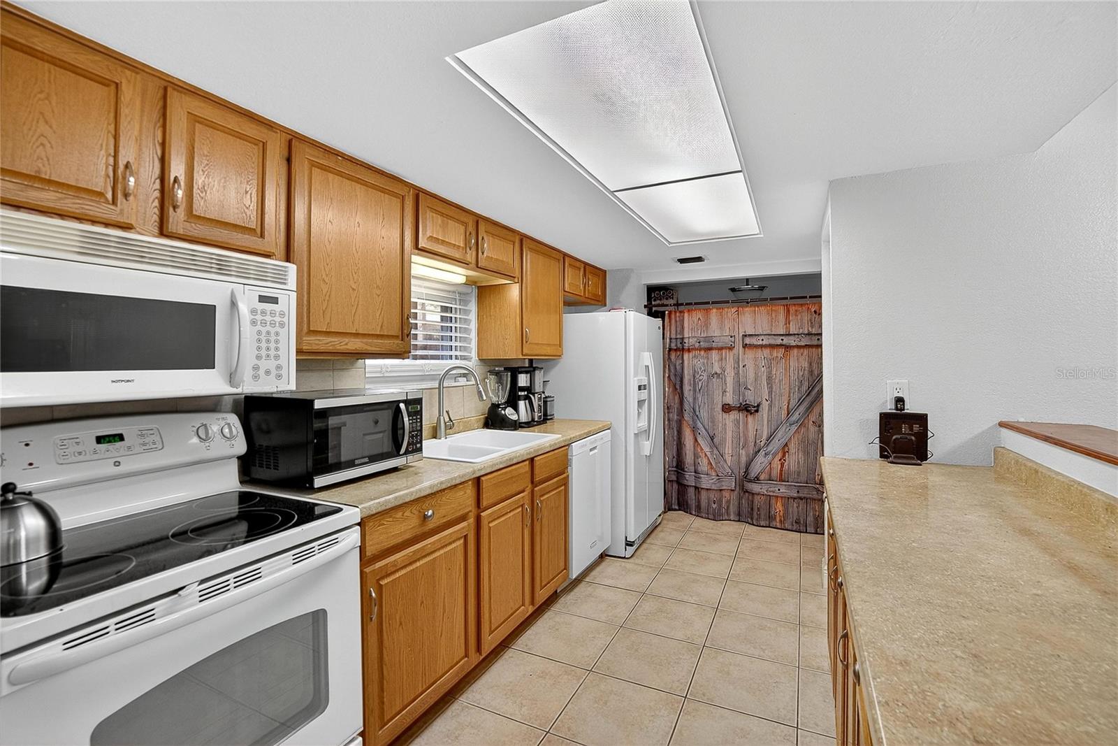 MEADOWOOD CONDO VILLAGE - Residential