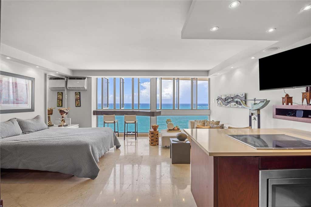Photo of 1035 Ashford Avenue #1206, San Juan, PR 00907 (MLS # PR9122636)