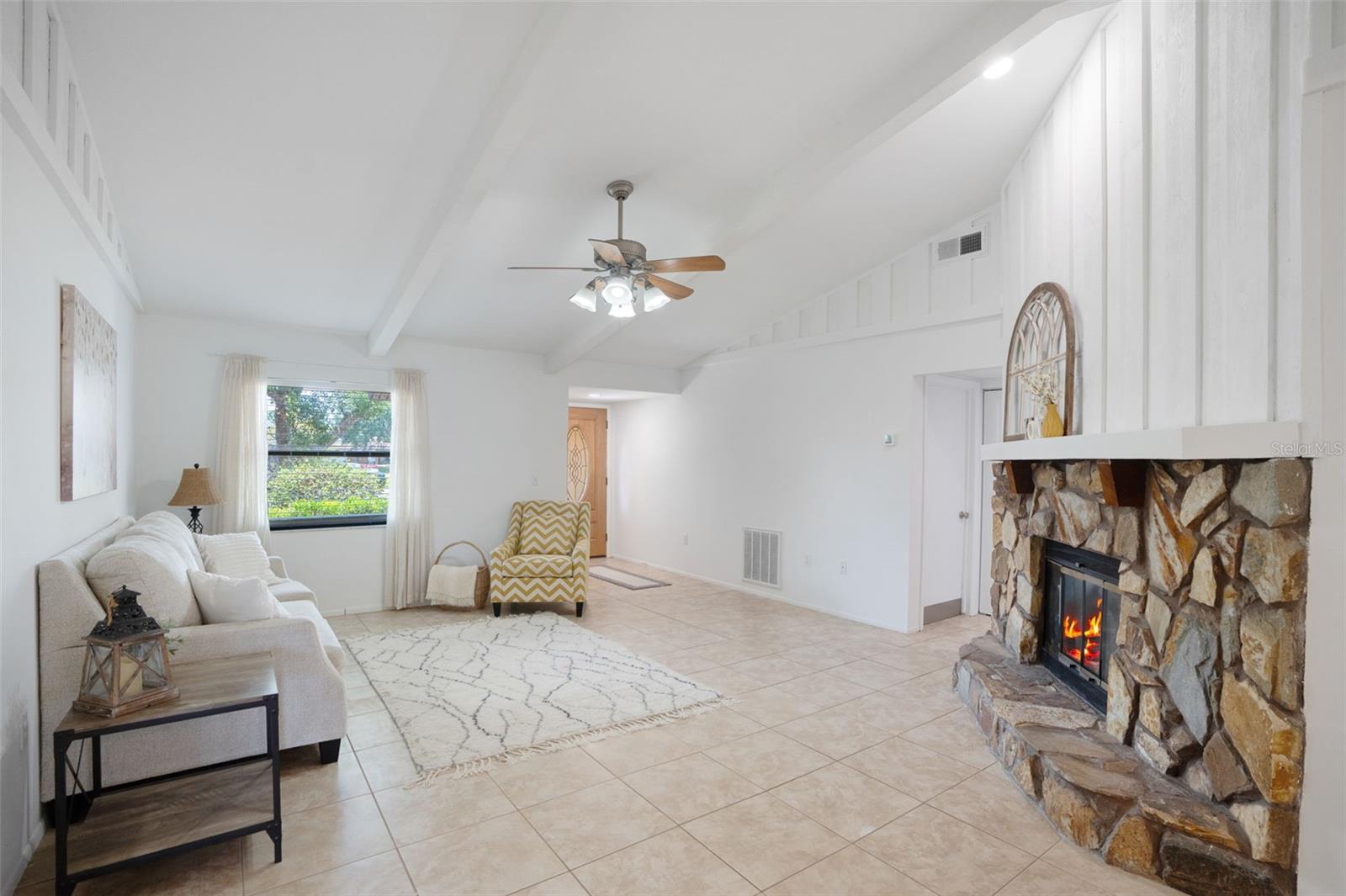 4175 ARROW LANE