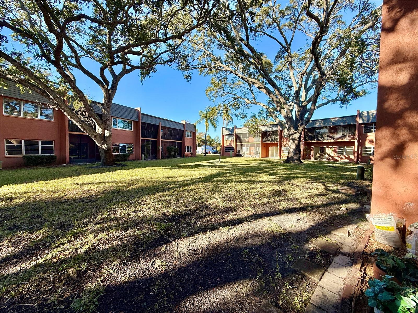 COVE SPGS CONDO - Residential