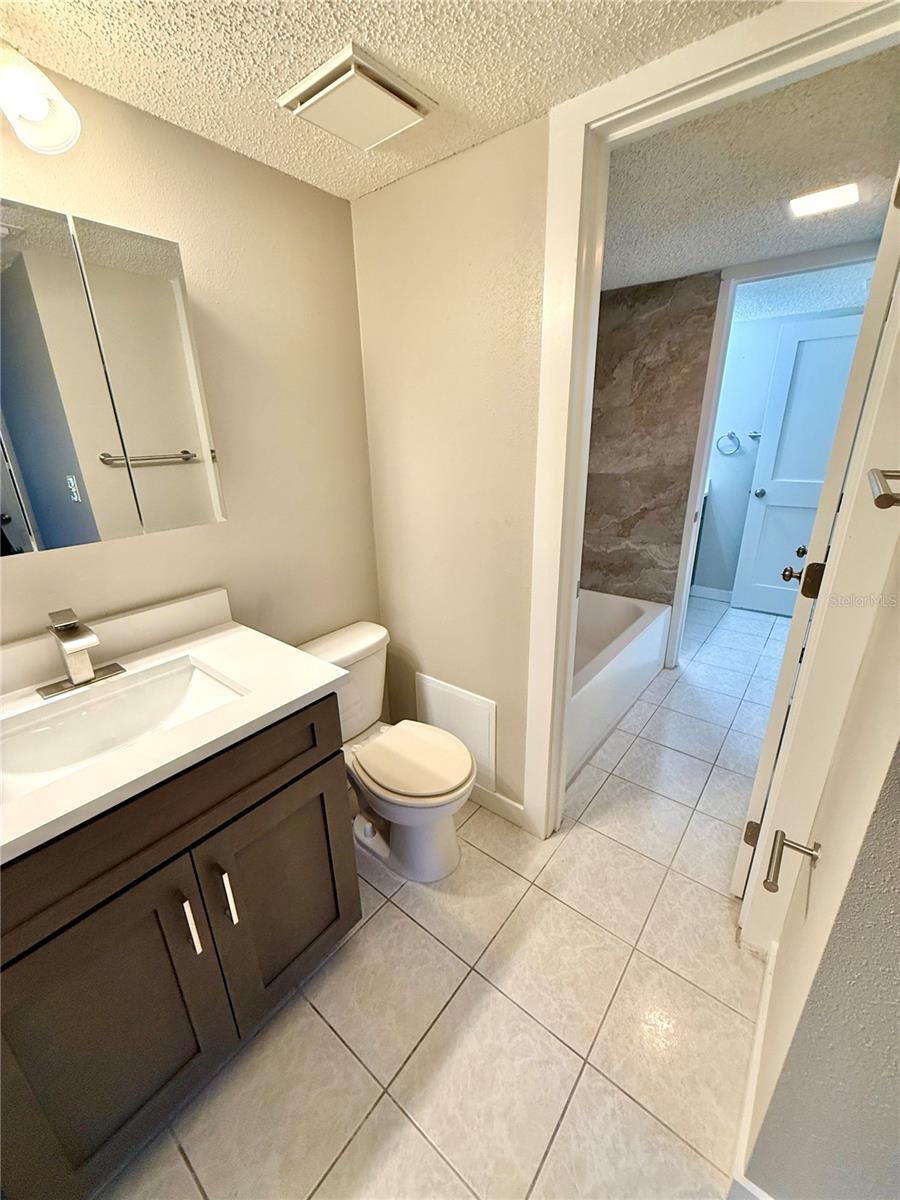 COVE SPGS CONDO - Residential