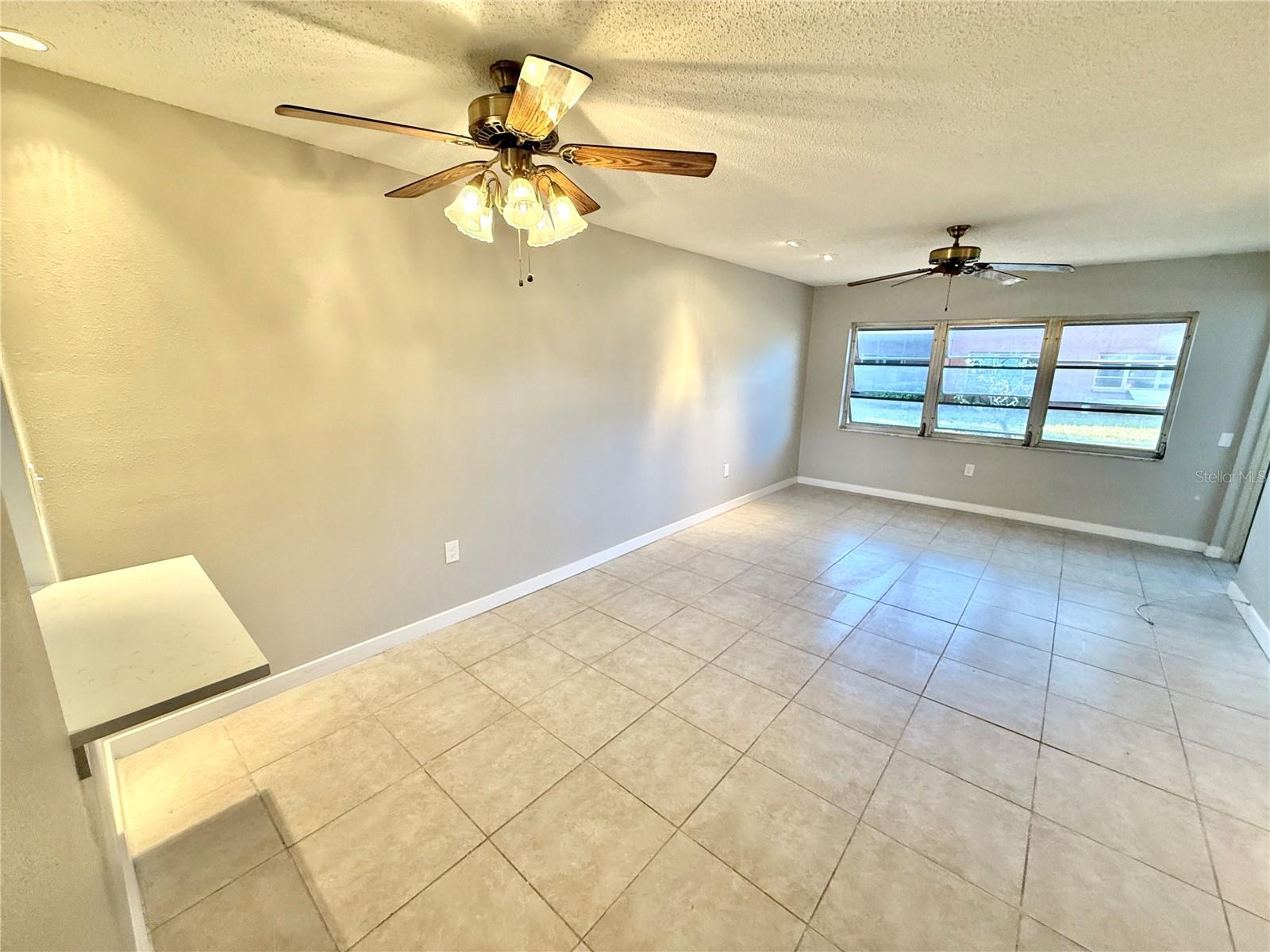 COVE SPGS CONDO - Residential