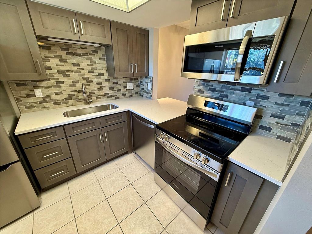 Photo of 4805 Alt 19 #111, Palm Harbor, FL 34683 (MLS # TB8483840)