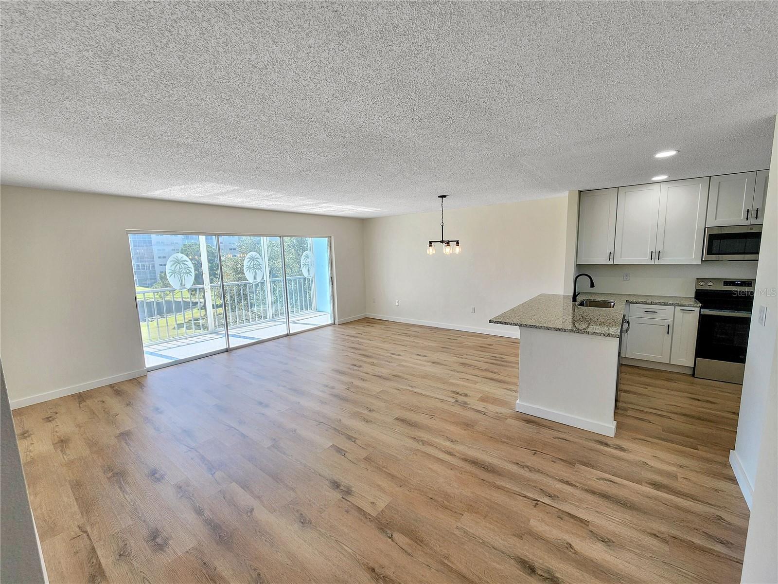 3620 IRONWOOD CIRCLE 404O