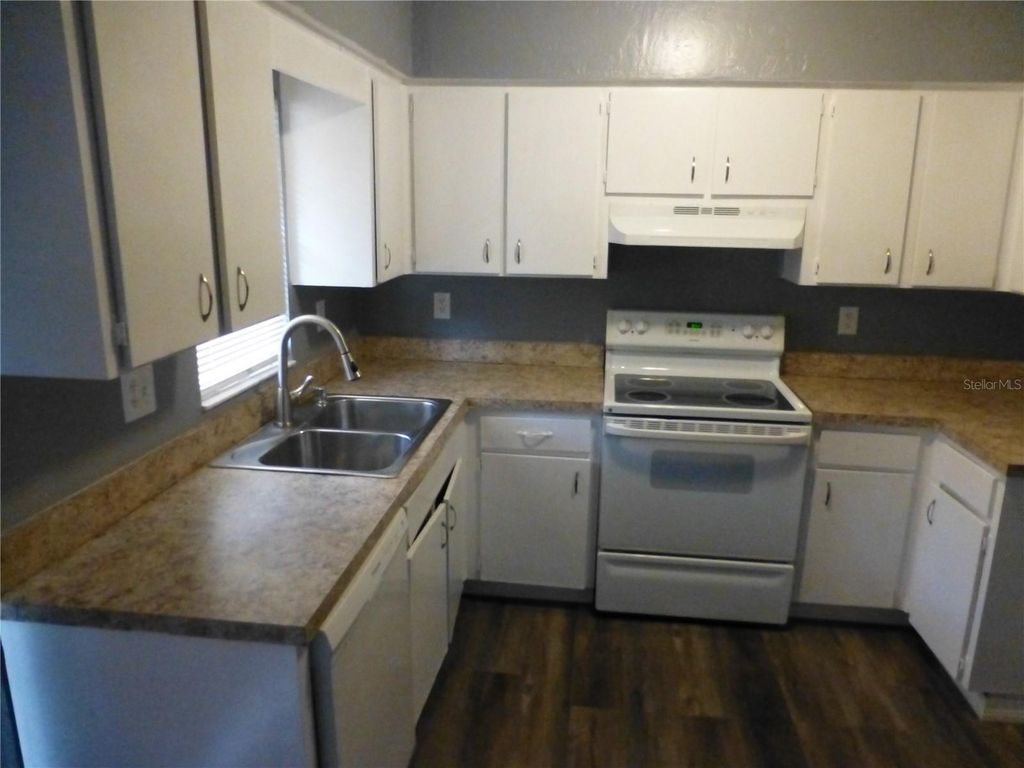 Photo of 197 Highland Road #B, Tarpon Springs, FL 34689 (MLS # TB8486705)