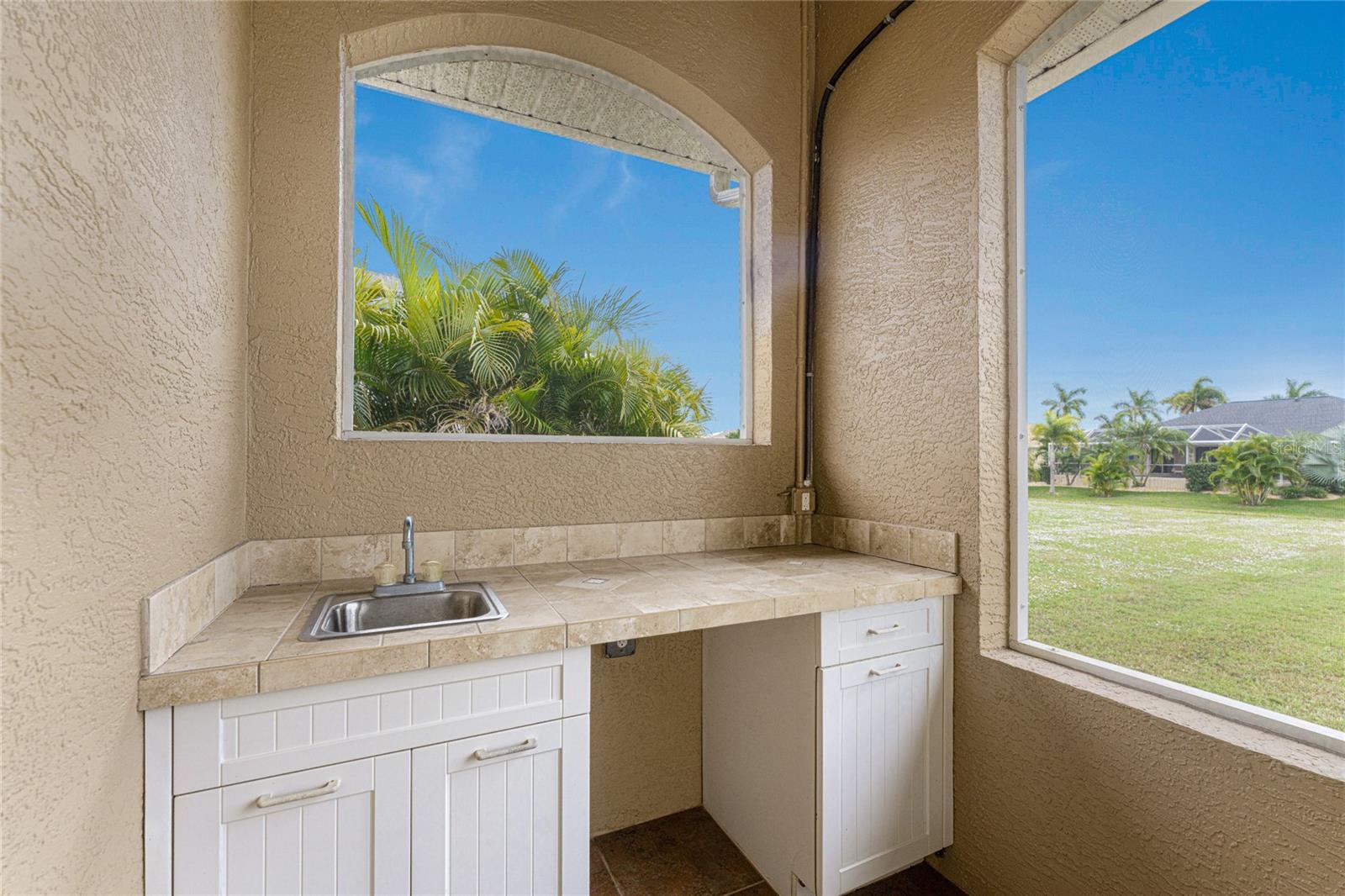 ROTONDA WEST WHITE MARSH - Residential