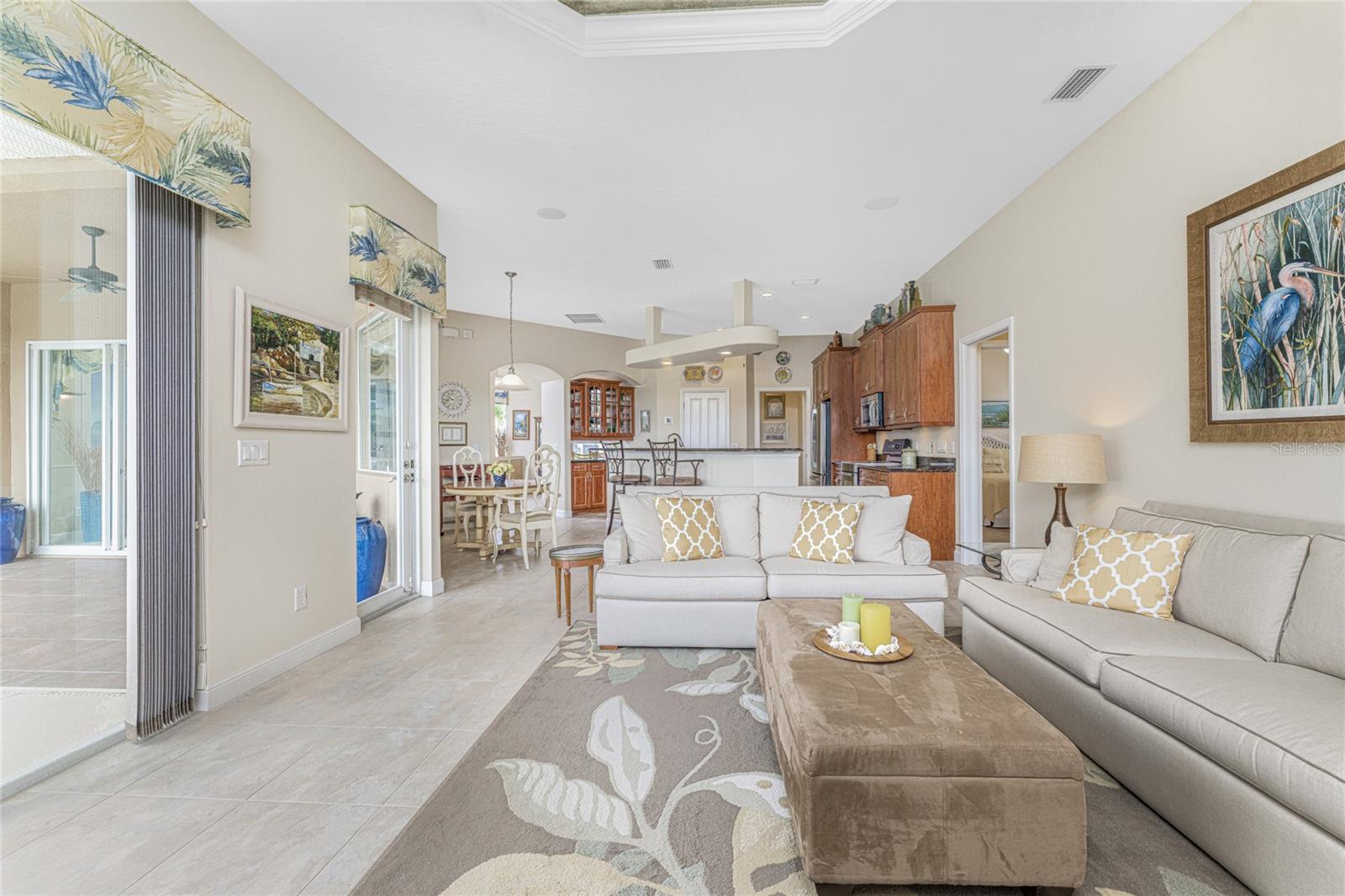 ROTONDA WEST WHITE MARSH - Residential