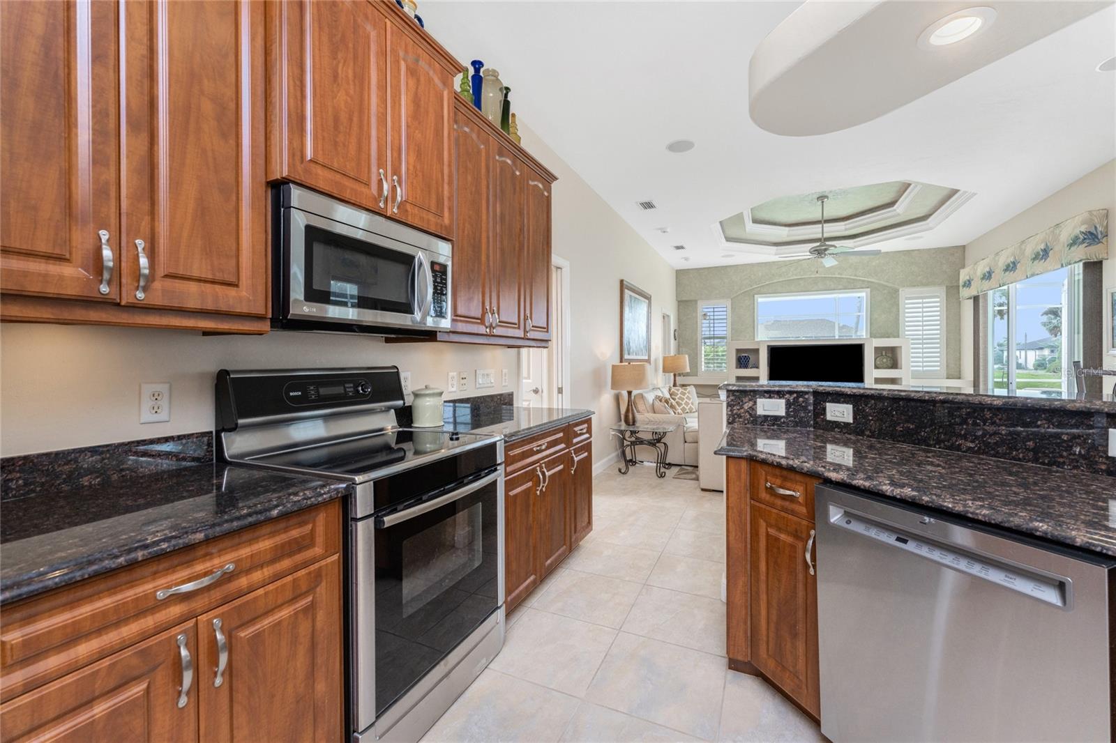 ROTONDA WEST WHITE MARSH - Residential