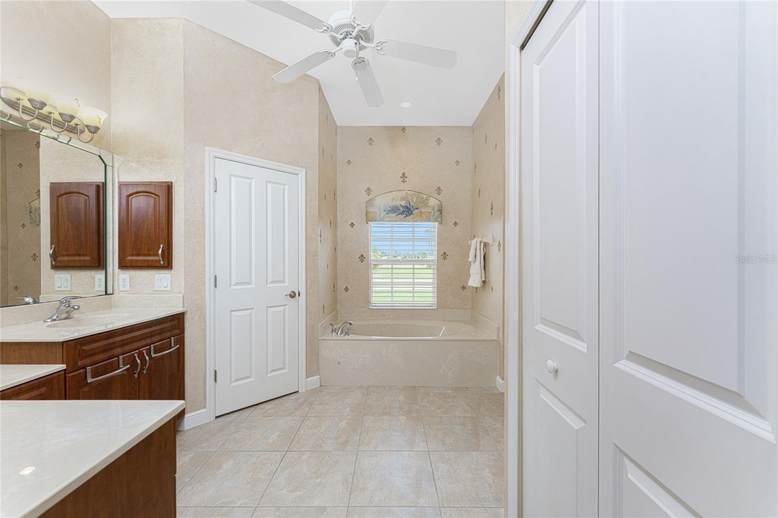 ROTONDA WEST WHITE MARSH - Residential