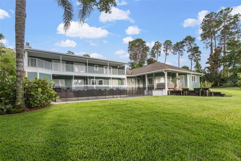 A home in PALM HARBOR