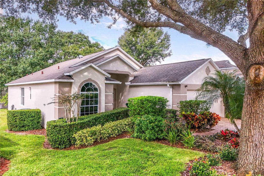 Photo of 3562 Eversholt Street, Clermont, FL 34711 (MLS # G5103088)
