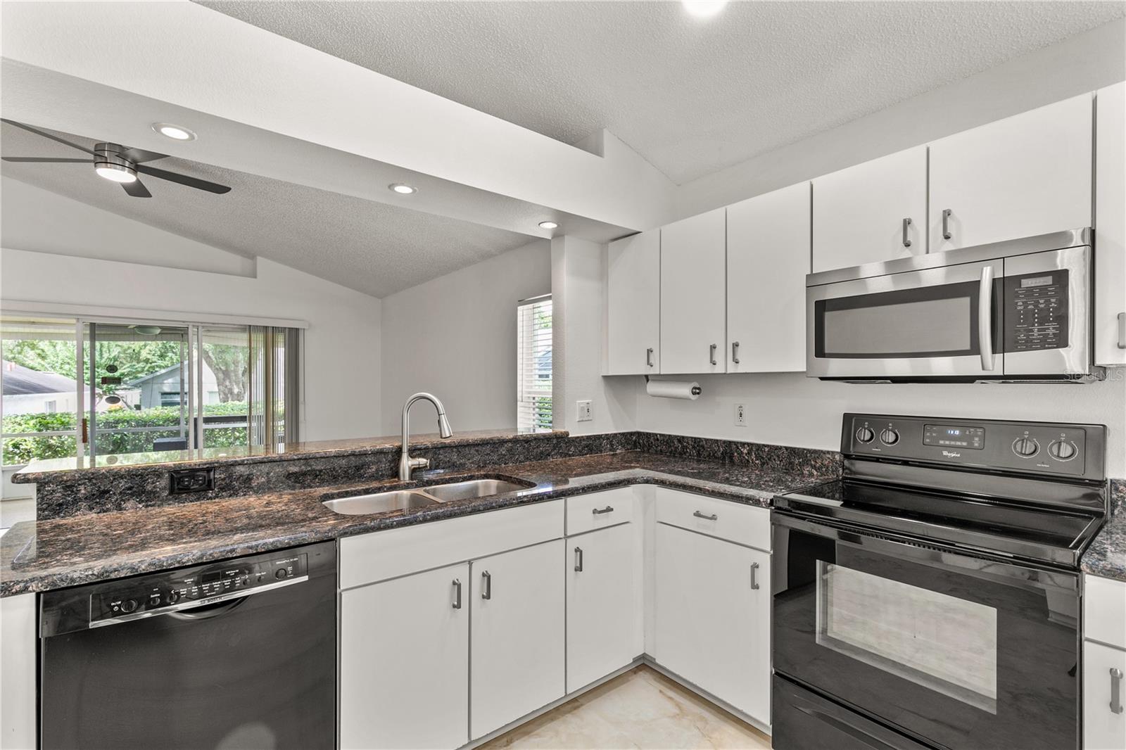 MANCHESTER AT KINGS RIDGE PH I - Residential