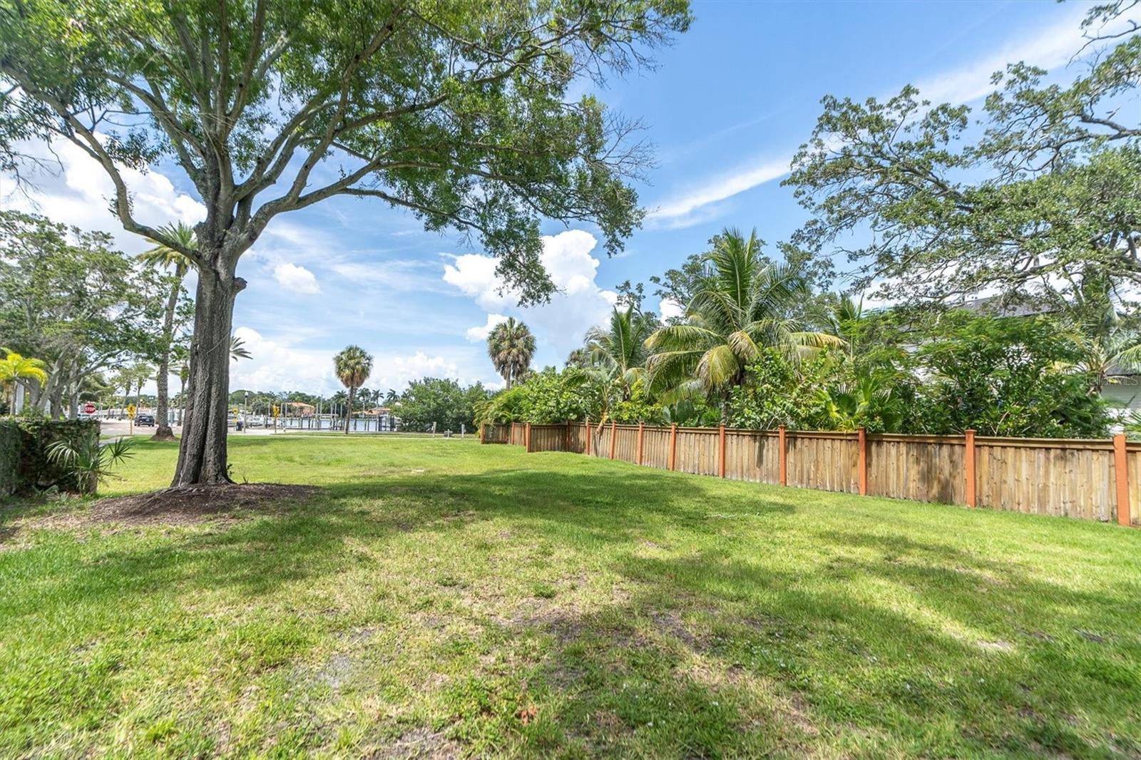 SNELLS C PERRY NORTH SHORE ADD REV REP - Land