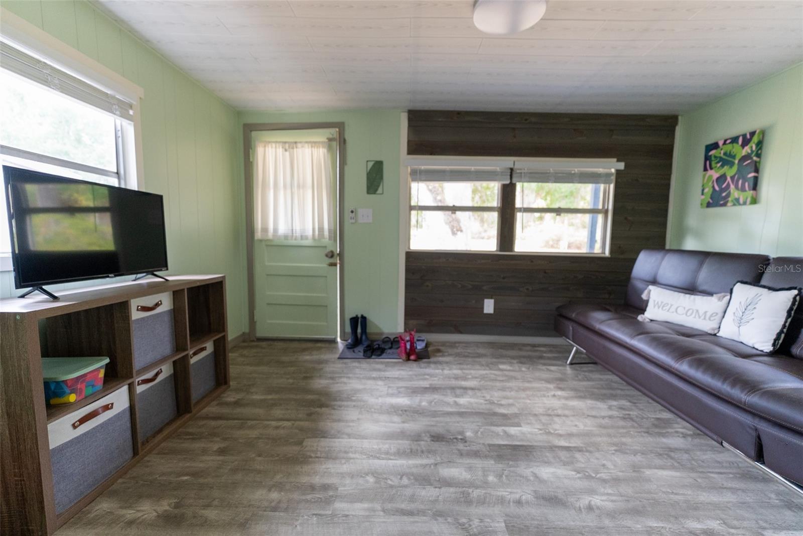 PETES POINT - Residential