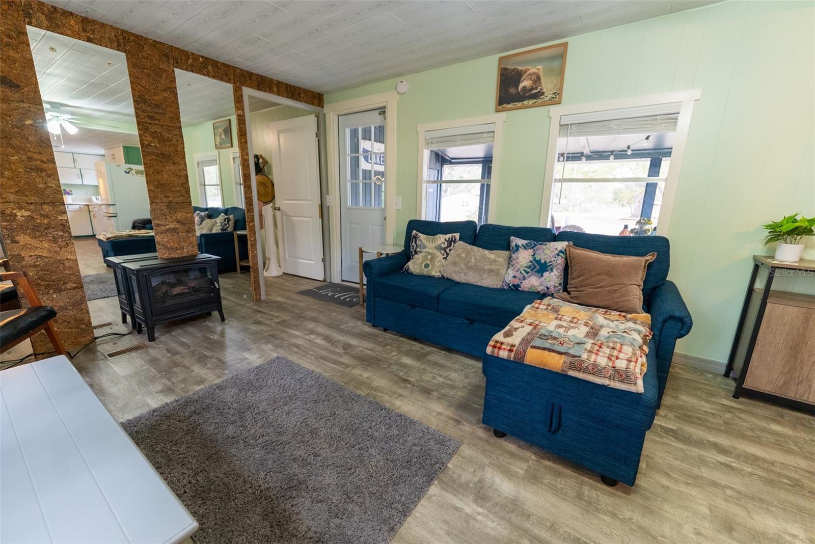 PETES POINT - Residential