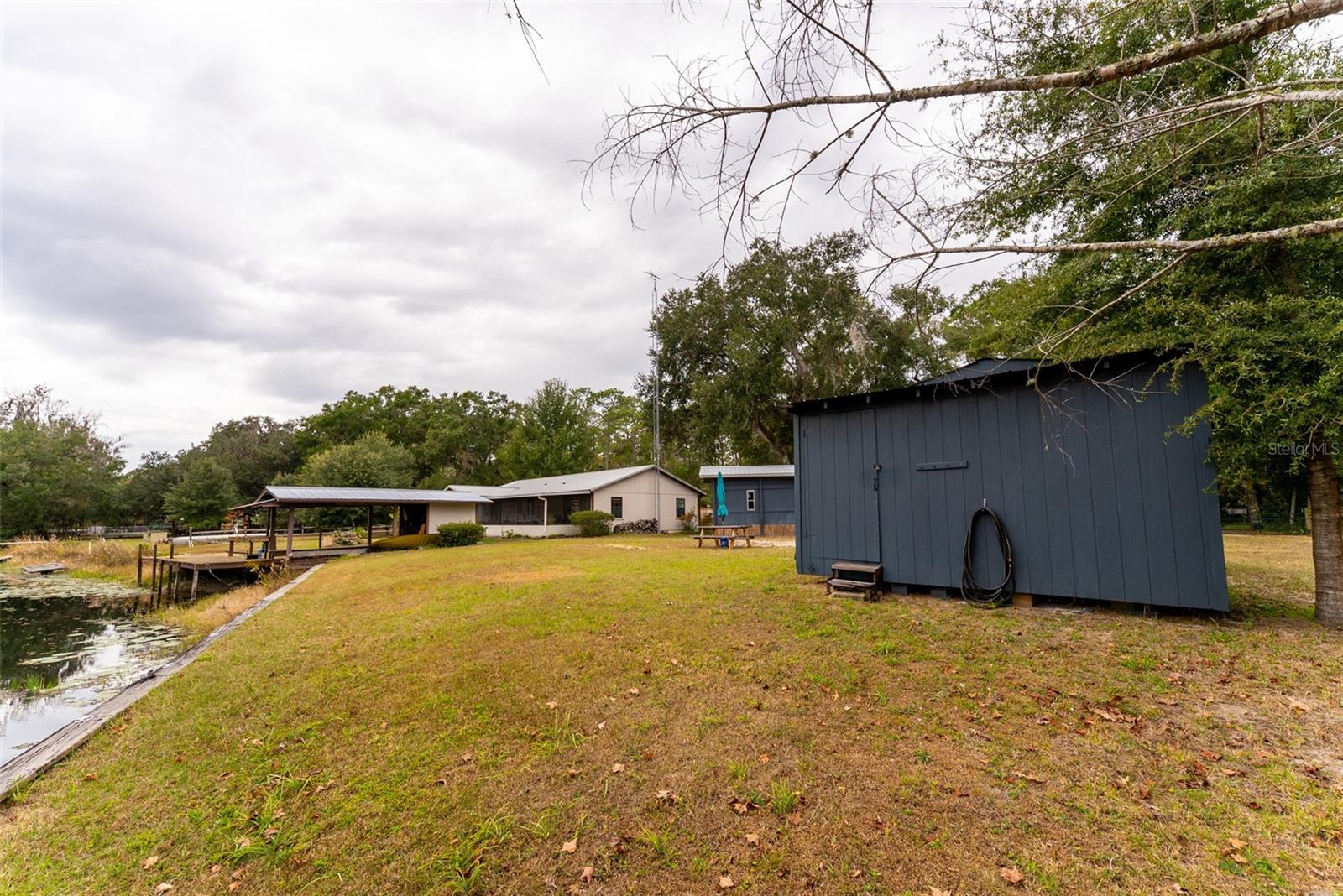 PETES POINT - Residential