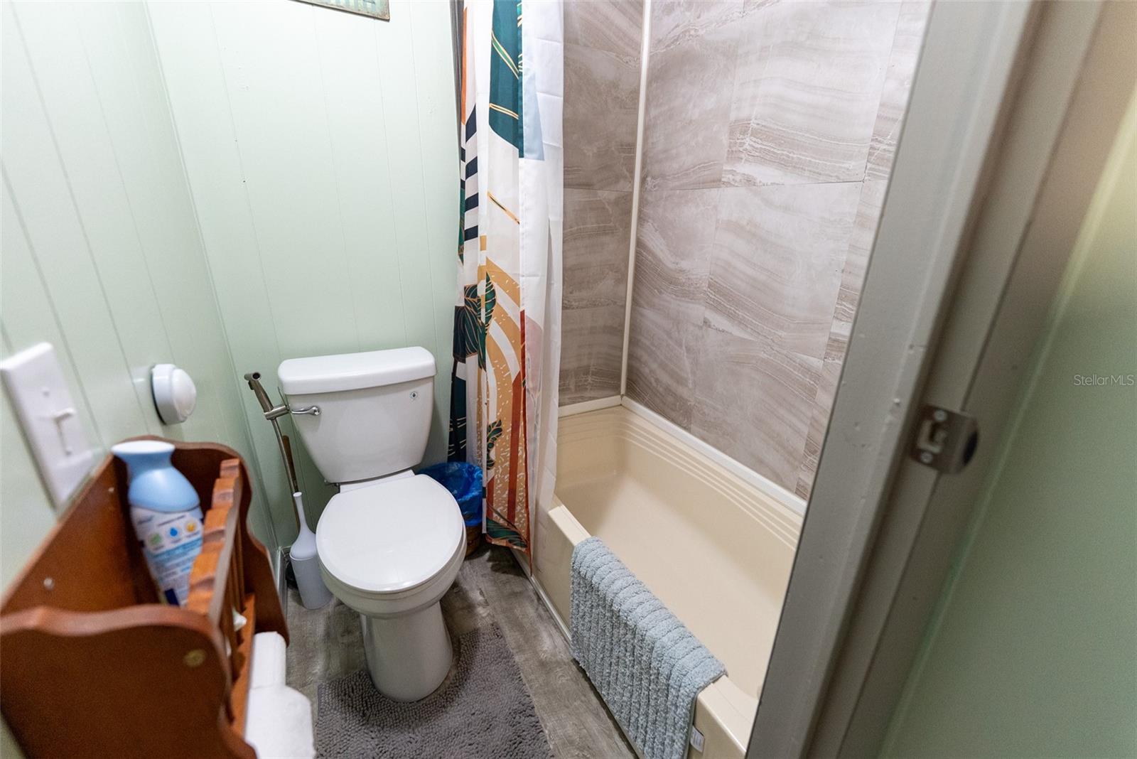 PETES POINT - Residential