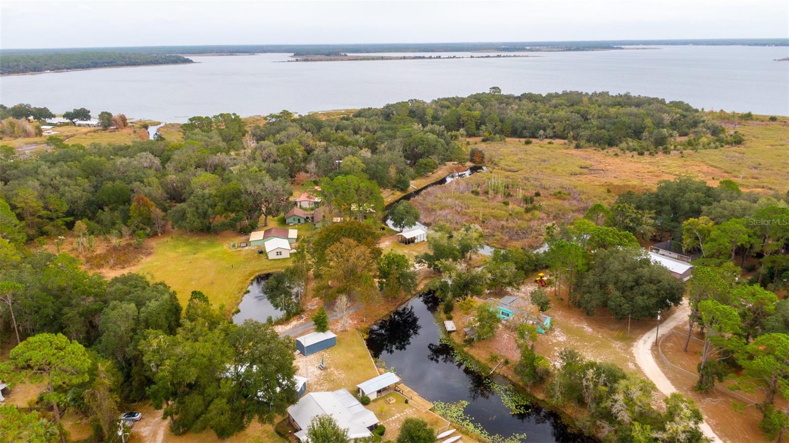 PETES POINT - Residential