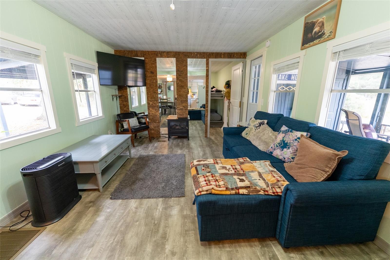 PETES POINT - Residential