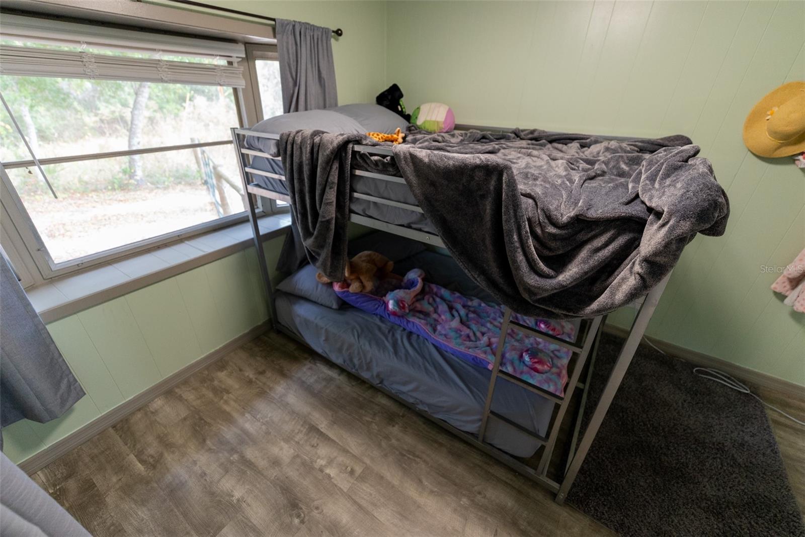 PETES POINT - Residential